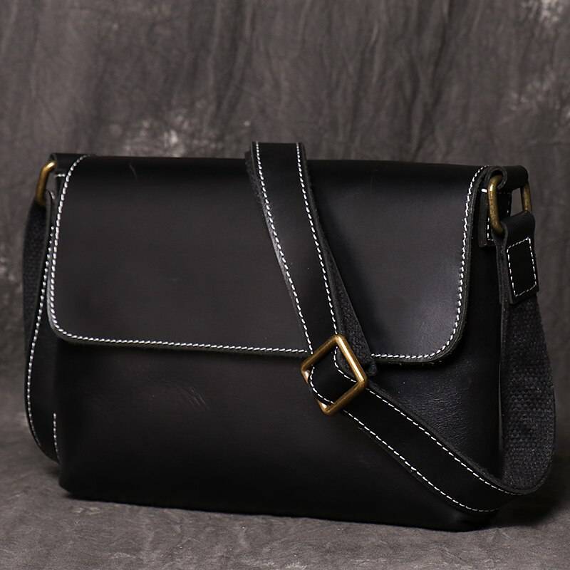Crossbody Bags For Men Simple Vintage And Popular First Layer Cowhide Hardware Magnetic Buckle Men's Wrapped Flap Shoulder Bag